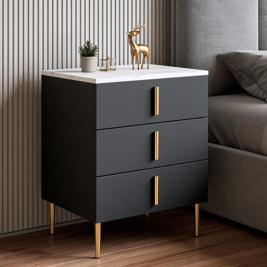 Comodino dalle linee essenziali con tre cassetti, colore grigio