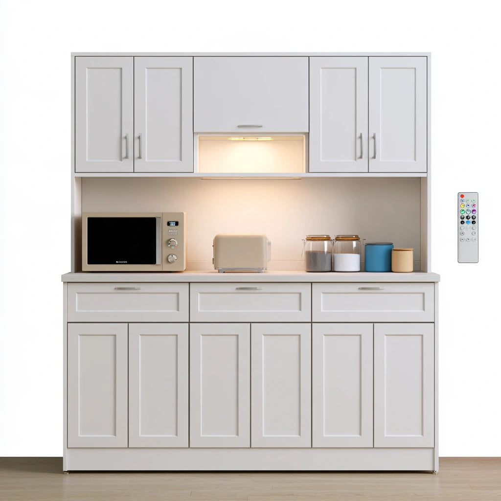 Credenza da cucina dalle linee essenziali, colore bianco